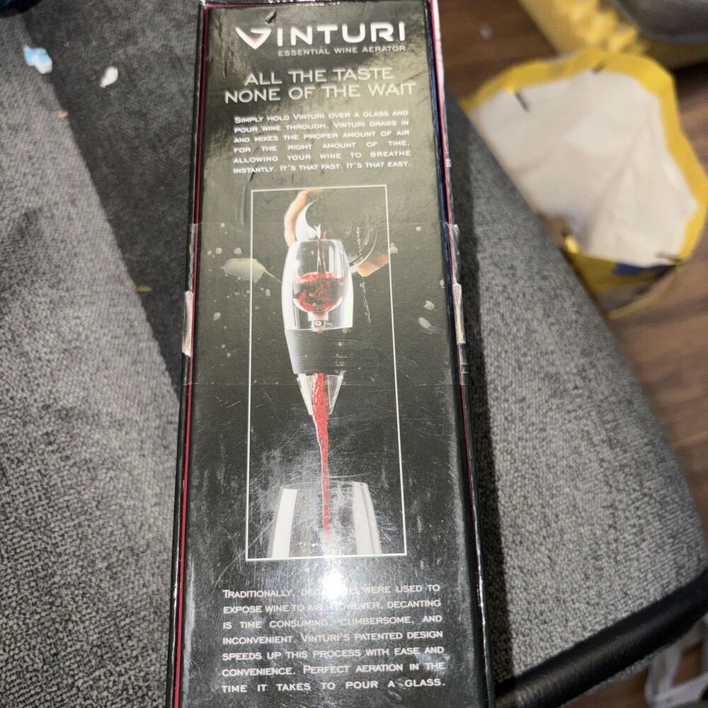 Vinturi Essential Wine Aerator For Red Wine New Fast Shipping - Picture 3 of 4